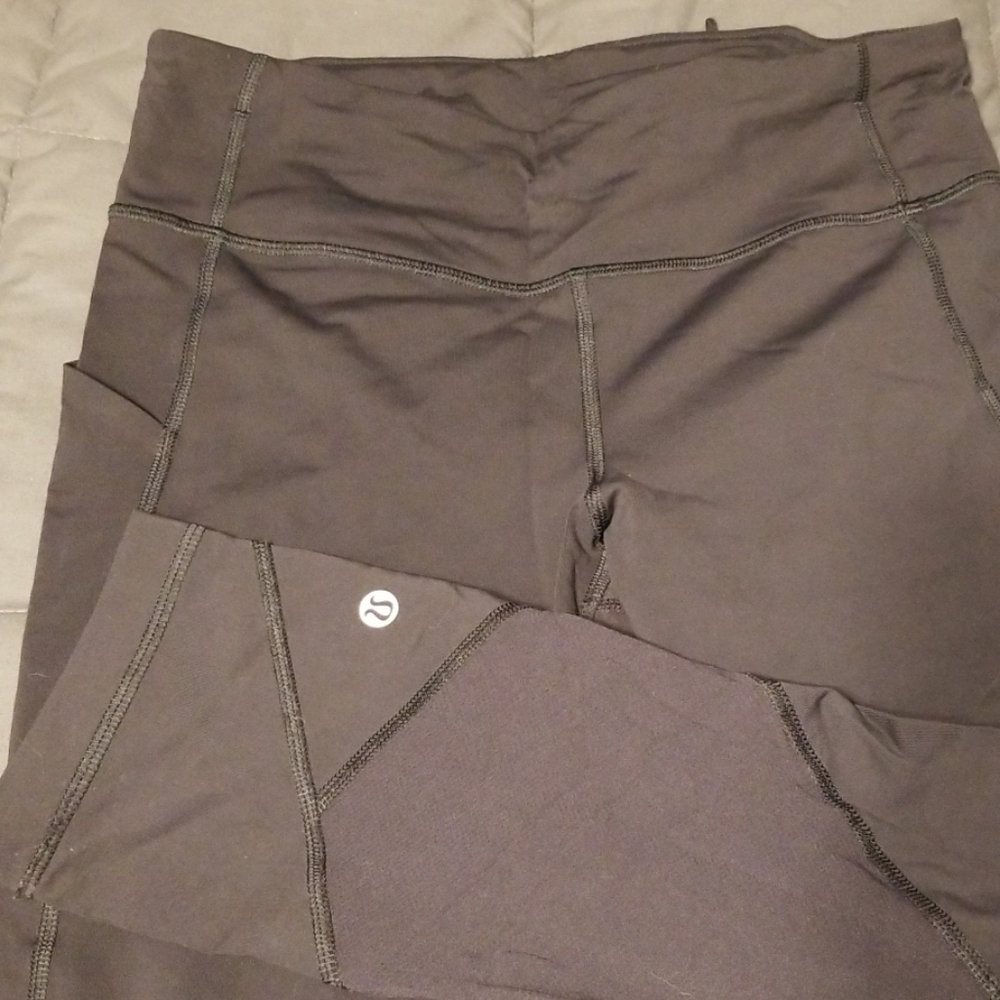 Lululemon Pace Rival tight 22" - Picture 2 of 4